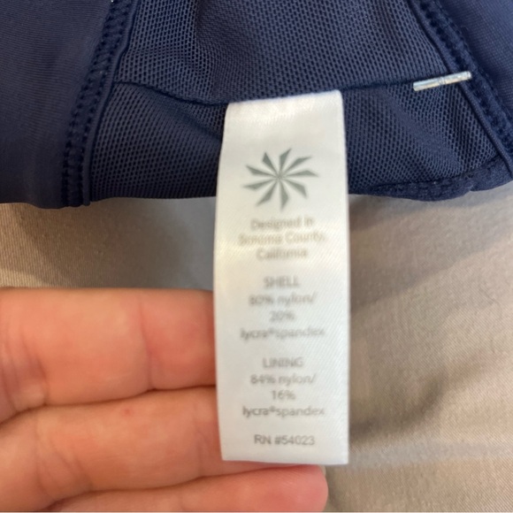 Athleta Size 36B/C 36 B C Dress Blue Twister Bikini Swimsuit Top #964874 - Picture 8 of 10